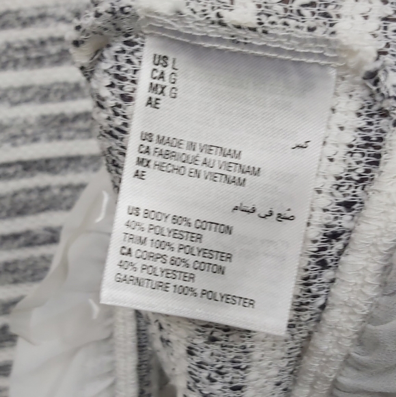 INC International Concepts top - Picture 4 of 7